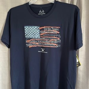 NWT Realtree We the People short sleeve shirt, size large